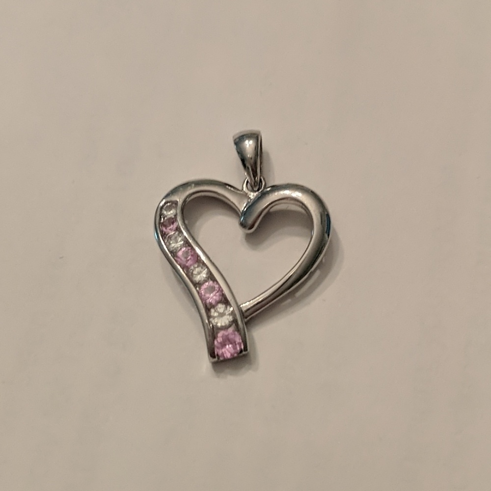 🎉2/$20 Sterling silver heart pendant